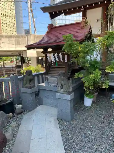 日比谷神社の{uncategorized: "未分類", other: "その他", undefined: "問題あり", building: "その他建物", grave: "お墓", sacred_gate: "鳥居", guardian: "狛犬", statue: "像", buddha: "仏像", history: "歴史", nature: "自然", garden: "庭園", animal: "動物", pagoda: "塔", temizu: "手水舎", mountain_gate: "山門・神門", sanctuary: "本殿・本堂", subordinate: "末社・摂社", art: "芸術", scenery: "景色", jizo: "地蔵", ema: "絵馬", goshuin: "御朱印", omikuji: "おみくじ", items: "授与品その他", amulet: "お守り", goshuincho: "御朱印帳", eats: "食事", festival: "お祭り", votive_dance: "神楽", shichigosan: "七五三参", wedding: "結婚式", experience: "体験その他", initially: "初詣", around: "周辺", anti_infection: "感染症対策"}