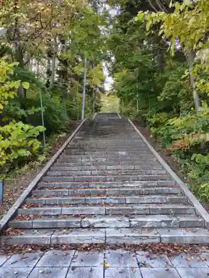 由仁神社(北海道)