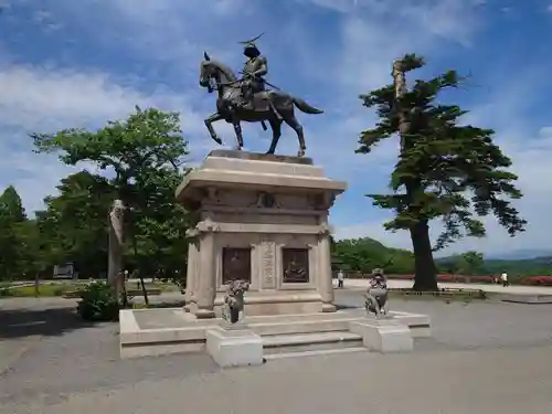 宮城縣護國神社の像