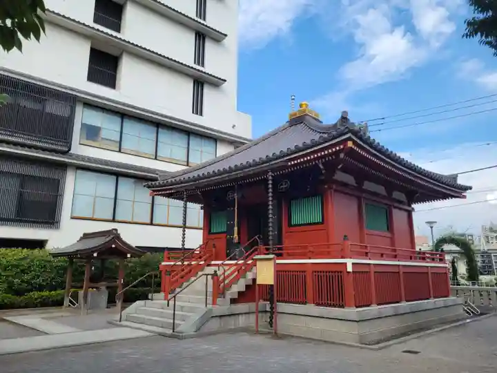 浅草寺の本殿・本堂