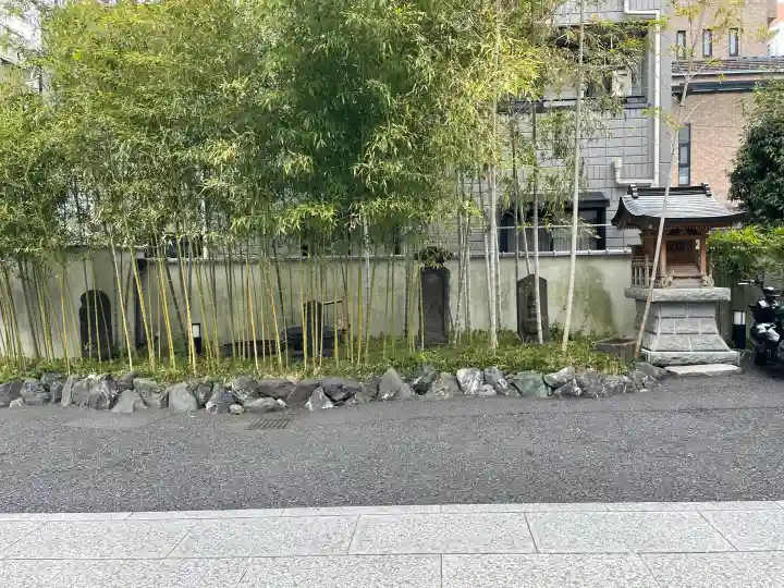 源長寺の{uncategorized: "未分類", other: "その他", undefined: "問題あり", building: "その他建物", grave: "お墓", sacred_gate: "鳥居", guardian: "狛犬", statue: "像", buddha: "仏像", history: "歴史", nature: "自然", garden: "庭園", animal: "動物", pagoda: "塔", temizu: "手水舎", mountain_gate: "山門・神門", sanctuary: "本殿・本堂", subordinate: "末社・摂社", art: "芸術", scenery: "景色", jizo: "地蔵", ema: "絵馬", goshuin: "御朱印", omikuji: "おみくじ", items: "授与品その他", amulet: "お守り", goshuincho: "御朱印帳", eats: "食事", festival: "お祭り", votive_dance: "神楽", shichigosan: "七五三参", wedding: "結婚式", experience: "体験その他", initially: "初詣", around: "周辺", anti_infection: "感染症対策"}