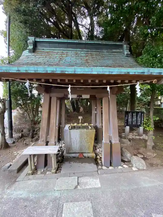 富知六所浅間神社の手水舎