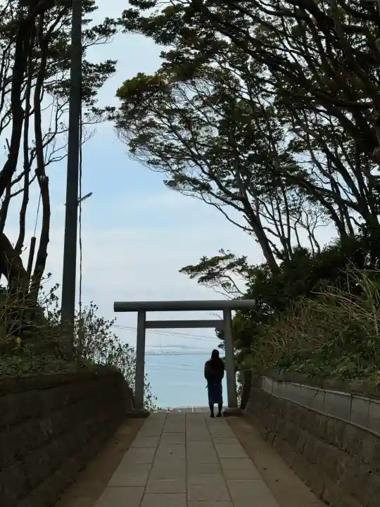 酒列磯前神社の{uncategorized: "未分類", other: "その他", undefined: "問題あり", building: "その他建物", grave: "お墓", sacred_gate: "鳥居", guardian: "狛犬", statue: "像", buddha: "仏像", history: "歴史", nature: "自然", garden: "庭園", animal: "動物", pagoda: "塔", temizu: "手水舎", mountain_gate: "山門・神門", sanctuary: "本殿・本堂", subordinate: "末社・摂社", art: "芸術", scenery: "景色", jizo: "地蔵", ema: "絵馬", goshuin: "御朱印", omikuji: "おみくじ", items: "授与品その他", amulet: "お守り", goshuincho: "御朱印帳", eats: "食事", festival: "お祭り", votive_dance: "神楽", shichigosan: "七五三参", wedding: "結婚式", experience: "体験その他", initially: "初詣", around: "周辺", anti_infection: "感染症対策"}