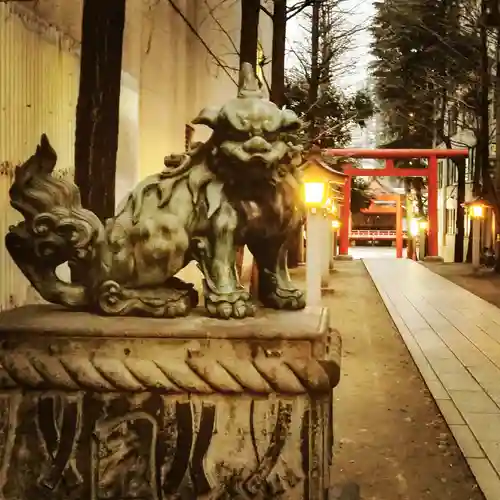 花園神社の狛犬