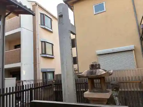 高木八幡神社の{uncategorized: "未分類", other: "その他", undefined: "問題あり", building: "その他建物", grave: "お墓", sacred_gate: "鳥居", guardian: "狛犬", statue: "像", buddha: "仏像", history: "歴史", nature: "自然", garden: "庭園", animal: "動物", pagoda: "塔", temizu: "手水舎", mountain_gate: "山門・神門", sanctuary: "本殿・本堂", subordinate: "末社・摂社", art: "芸術", scenery: "景色", jizo: "地蔵", ema: "絵馬", goshuin: "御朱印", omikuji: "おみくじ", items: "授与品その他", amulet: "お守り", goshuincho: "御朱印帳", eats: "食事", festival: "お祭り", votive_dance: "神楽", shichigosan: "七五三参", wedding: "結婚式", experience: "体験その他", initially: "初詣", around: "周辺", anti_infection: "感染症対策"}