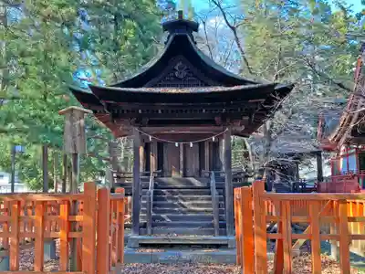大井俣窪八幡神社の末社・摂社