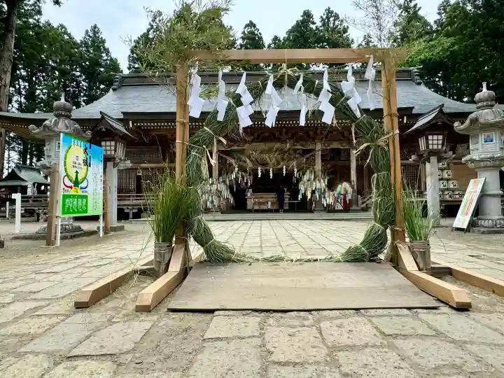 櫛引八幡宮の{uncategorized: "未分類", other: "その他", undefined: "問題あり", building: "その他建物", grave: "お墓", sacred_gate: "鳥居", guardian: "狛犬", statue: "像", buddha: "仏像", history: "歴史", nature: "自然", garden: "庭園", animal: "動物", pagoda: "塔", temizu: "手水舎", mountain_gate: "山門・神門", sanctuary: "本殿・本堂", subordinate: "末社・摂社", art: "芸術", scenery: "景色", jizo: "地蔵", ema: "絵馬", goshuin: "御朱印", omikuji: "おみくじ", items: "授与品その他", amulet: "お守り", goshuincho: "御朱印帳", eats: "食事", festival: "お祭り", votive_dance: "神楽", shichigosan: "七五三参", wedding: "結婚式", experience: "体験その他", initially: "初詣", around: "周辺", anti_infection: "感染症対策"}