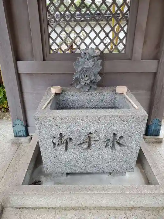 薬師院の手水舎
