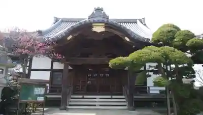 光明寺の本殿・本堂