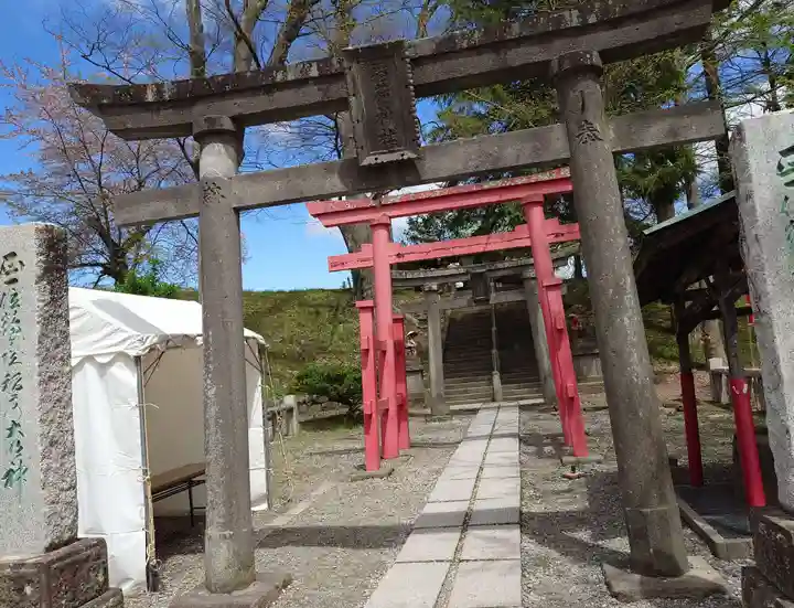 鶴ケ城稲荷神社(福島県)