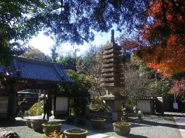覚園寺の塔