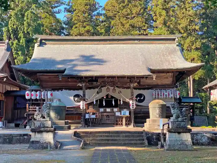 大神神社の本殿・本堂