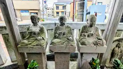 猫実庚申塔の像