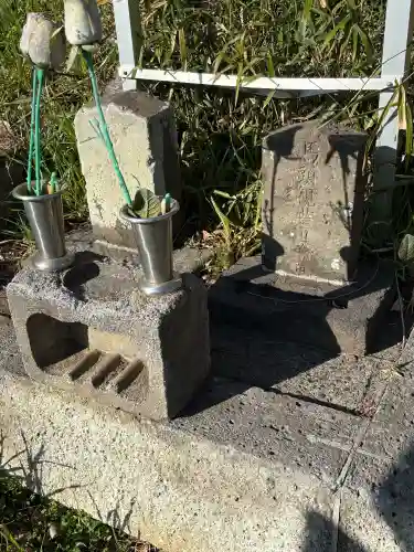 龍福寺の{uncategorized: "未分類", other: "その他", undefined: "問題あり", building: "その他建物", grave: "お墓", sacred_gate: "鳥居", guardian: "狛犬", statue: "像", buddha: "仏像", history: "歴史", nature: "自然", garden: "庭園", animal: "動物", pagoda: "塔", temizu: "手水舎", mountain_gate: "山門・神門", sanctuary: "本殿・本堂", subordinate: "末社・摂社", art: "芸術", scenery: "景色", jizo: "地蔵", ema: "絵馬", goshuin: "御朱印", omikuji: "おみくじ", items: "授与品その他", amulet: "お守り", goshuincho: "御朱印帳", eats: "食事", festival: "お祭り", votive_dance: "神楽", shichigosan: "七五三参", wedding: "結婚式", experience: "体験その他", initially: "初詣", around: "周辺", anti_infection: "感染症対策"}