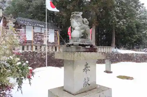 宮崎神社の狛犬