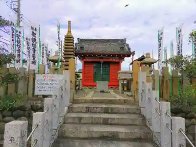 自性院の末社・摂社