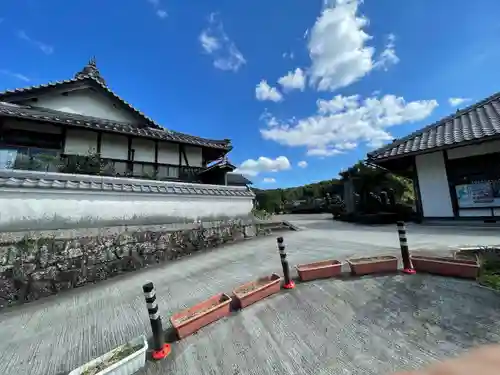 西音寺(三重県)