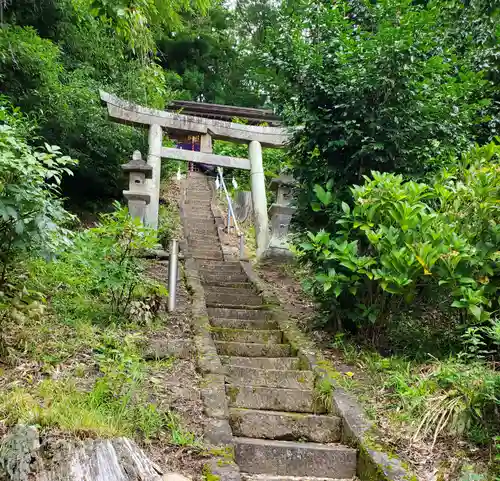 大六天麻王神社の鳥居