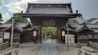 善光寺大勧進の山門・神門