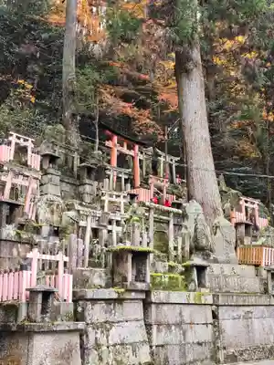 伏見稲荷大社　御膳谷奉拝所(京都府)