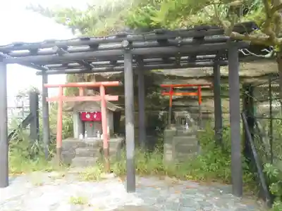 聖天神社（聖天上人像社）の末社・摂社