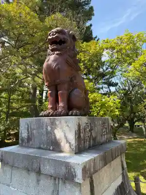 白山神社の{uncategorized: "未分類", other: "その他", undefined: "問題あり", building: "その他建物", grave: "お墓", sacred_gate: "鳥居", guardian: "狛犬", statue: "像", buddha: "仏像", history: "歴史", nature: "自然", garden: "庭園", animal: "動物", pagoda: "塔", temizu: "手水舎", mountain_gate: "山門・神門", sanctuary: "本殿・本堂", subordinate: "末社・摂社", art: "芸術", scenery: "景色", jizo: "地蔵", ema: "絵馬", goshuin: "御朱印", omikuji: "おみくじ", items: "授与品その他", amulet: "お守り", goshuincho: "御朱印帳", eats: "食事", festival: "お祭り", votive_dance: "神楽", shichigosan: "七五三参", wedding: "結婚式", experience: "体験その他", initially: "初詣", around: "周辺", anti_infection: "感染症対策"}