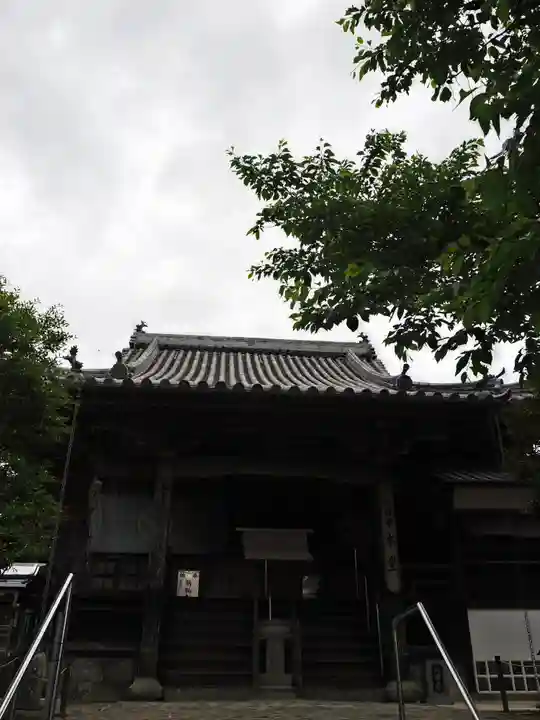 大日寺の本殿・本堂