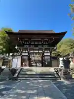 松尾大社の山門・神門