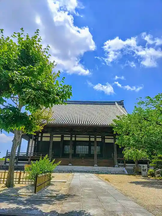 萬福寺の本殿・本堂