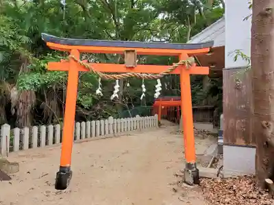 六甲八幡神社の末社・摂社