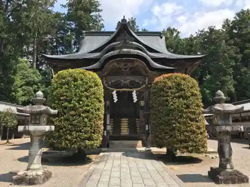 馬見岡綿向神社の本殿