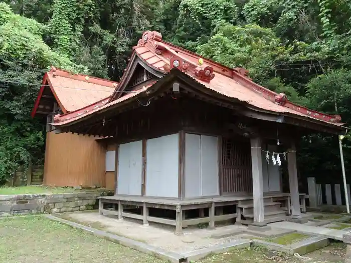 駒岡神明社の本殿