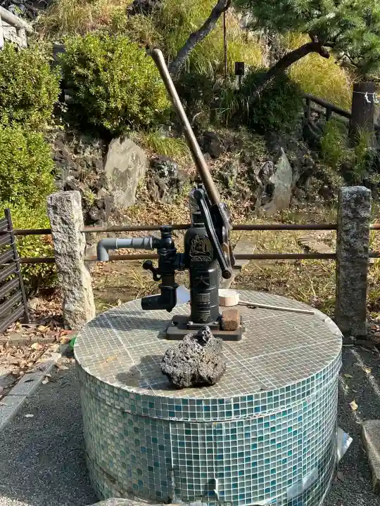 鳩森八幡神社(東京都)