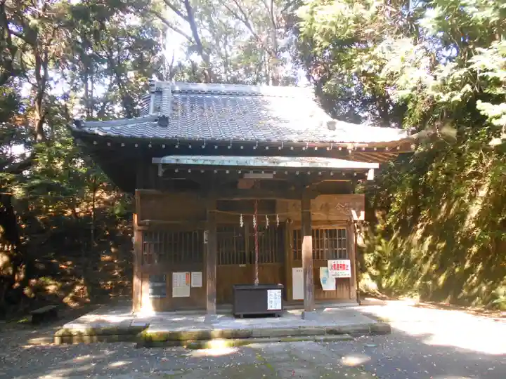 諏訪神社の本殿・本堂