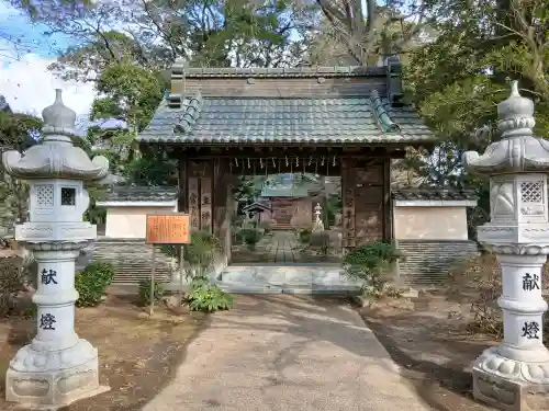 千光寺の{uncategorized: "未分類", other: "その他", undefined: "問題あり", building: "その他建物", grave: "お墓", sacred_gate: "鳥居", guardian: "狛犬", statue: "像", buddha: "仏像", history: "歴史", nature: "自然", garden: "庭園", animal: "動物", pagoda: "塔", temizu: "手水舎", mountain_gate: "山門・神門", sanctuary: "本殿・本堂", subordinate: "末社・摂社", art: "芸術", scenery: "景色", jizo: "地蔵", ema: "絵馬", goshuin: "御朱印", omikuji: "おみくじ", items: "授与品その他", amulet: "お守り", goshuincho: "御朱印帳", eats: "食事", festival: "お祭り", votive_dance: "神楽", shichigosan: "七五三参", wedding: "結婚式", experience: "体験その他", initially: "初詣", around: "周辺", anti_infection: "感染症対策"}