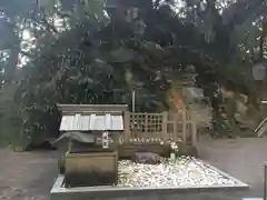 花窟神社の建物その他