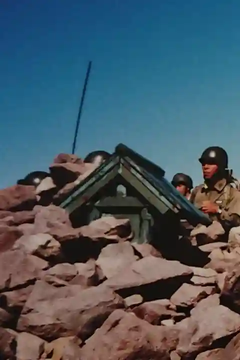 祠(大雪神社奥の院)(北海道)