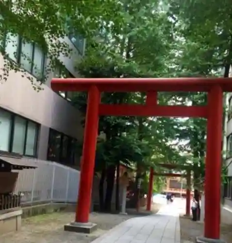 花園神社の鳥居