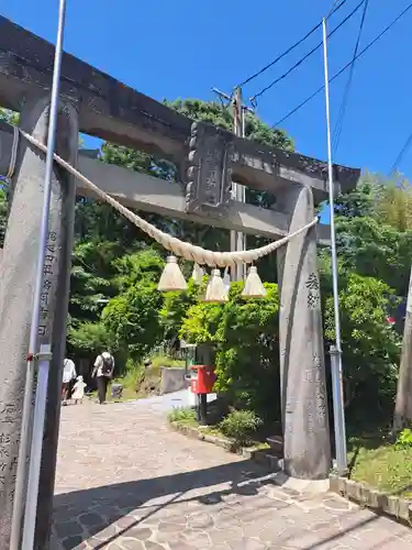 白川吉見神社の鳥居