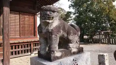 人丸神社(小中町)の狛犬