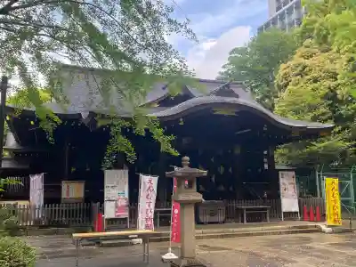渋谷氷川神社の{uncategorized: "未分類", other: "その他", undefined: "問題あり", building: "その他建物", grave: "お墓", sacred_gate: "鳥居", guardian: "狛犬", statue: "像", buddha: "仏像", history: "歴史", nature: "自然", garden: "庭園", animal: "動物", pagoda: "塔", temizu: "手水舎", mountain_gate: "山門・神門", sanctuary: "本殿・本堂", subordinate: "末社・摂社", art: "芸術", scenery: "景色", jizo: "地蔵", ema: "絵馬", goshuin: "御朱印", omikuji: "おみくじ", items: "授与品その他", amulet: "お守り", goshuincho: "御朱印帳", eats: "食事", festival: "お祭り", votive_dance: "神楽", shichigosan: "七五三参", wedding: "結婚式", experience: "体験その他", initially: "初詣", around: "周辺", anti_infection: "感染症対策"}