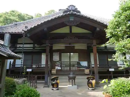 無量寺の本殿・本堂