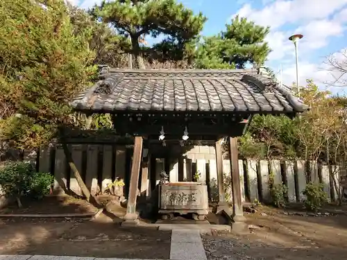 龍口寺の手水舎