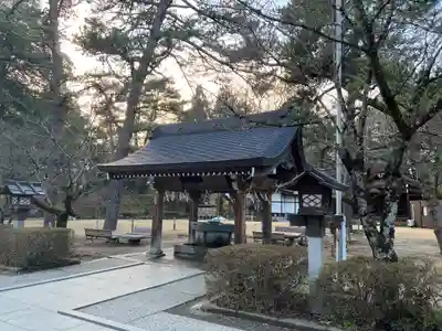 武田神社の手水舎