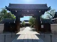 壬生寺の{uncategorized: "未分類", other: "その他", undefined: "問題あり", building: "その他建物", grave: "お墓", sacred_gate: "鳥居", guardian: "狛犬", statue: "像", buddha: "仏像", history: "歴史", nature: "自然", garden: "庭園", animal: "動物", pagoda: "塔", temizu: "手水舎", mountain_gate: "山門・神門", sanctuary: "本殿・本堂", subordinate: "末社・摂社", art: "芸術", scenery: "景色", jizo: "地蔵", ema: "絵馬", goshuin: "御朱印", omikuji: "おみくじ", items: "授与品その他", amulet: "お守り", goshuincho: "御朱印帳", eats: "食事", festival: "お祭り", votive_dance: "神楽", shichigosan: "七五三参", wedding: "結婚式", experience: "体験その他", initially: "初詣", around: "周辺", anti_infection: "感染症対策"}