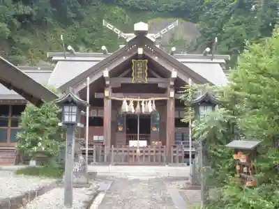 新羽杉山神社の本殿・本堂