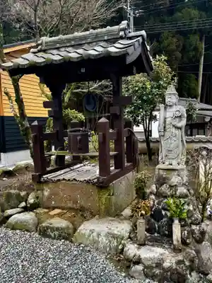 阿蘇白水龍神權現～白蛇神社～(熊本県)