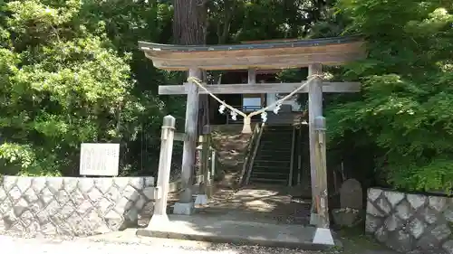 石神社の鳥居