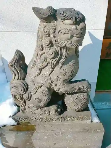 上手稲神社の狛犬