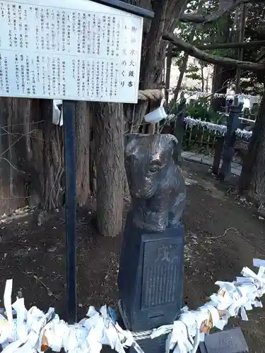 稲毛神社の狛犬